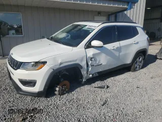2018 Jeep Compass Latitude z VIN 3C4NJDBB8JT483363, wystawiony jako Copart lot #50693775 z przebiegiem 115 389 mil mil oraz Szkoda całkowita • Salvage title. Historia ofert i sprzedaży dostępna na DreamBid. Obrazek 1.