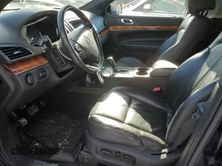2019 Lincoln MKT with VIN 2LMHJ5NK2KBL00972, listed as a Copart auction lot 85290784 with 309,776 mi miles and Salvage Title. Bid and sale history available at DreamBid. Image 7.