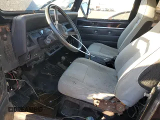 1993 Jeep Wrangler with VIN 1J4FY29S1PP235666, listed as a Copart auction lot 76386274 with 0 mi miles and Non Repairable. Bid and sale history available at carsss.com. Image 7.