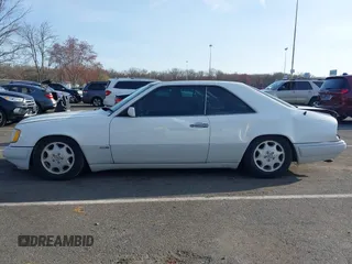 1994 Mercedes-Benz E z VIN WDBEA52E0RC079107, wystawiony jako IAAI lot #41932270 z przebiegiem 187 928 mil mil oraz . Historia ofert i sprzedaży dostępna na DreamBid. Obrazek 14.
