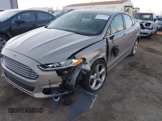 2016 Ford Fusion SE with VIN 3FA6P0H72GR177902, listed as a IAAI auction lot 41747454 with 169,729 mi miles. Bid and sale history available at carsss.com. Image 6.