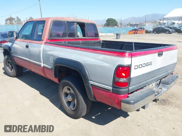 1996 Dodge Ram 2500 with VIN 3B7KC23Z5TM194094, listed as a IAAI auction lot 41540149 with 58,744 mi miles. Bid and sale history available at carsss.com. Image 3.
