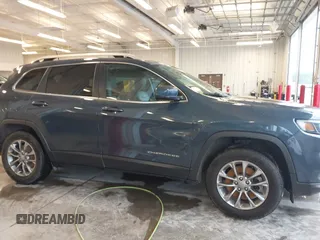 2019 Jeep Cherokee Latitude Plus with VIN 1C4PJMLX0KD361879, listed as a IAAI auction lot 40435950 with 148,830 mi miles. Bid and sale history available at carsss.com. Image 13.