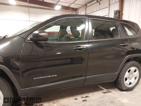 2016 Jeep Cherokee Sport with VIN 1C4PJMAB0GW321370, listed as a IAAI auction lot 41487094 with 131,336 mi miles and . Bid and sale history available at DreamBid. Image 15.