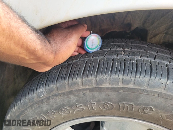 2014 Ram 1500 Lone Star с VIN 1C6RR6LT2ES205764, выставлен на аукционе IAAI как лот 42569100 с пробегом 252 065 миль миль и . История ставок и продаж доступна на DreamBid. Изображение 19.