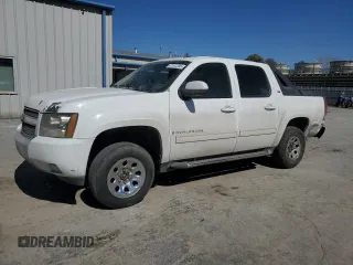 2009 Chevrolet Avalanche LT w/2LT with VIN 3GNFK22099G228740, listed as a Copart auction lot 47107235 with 269,631 mi miles and Salvage Title. Bid and sale history available at carsss.com. Image 1.