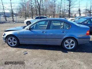 2004 BMW 3 Series 325xi with VIN WBAEU33494PR11612, listed as a IAAI auction lot 41805426 with 60,650 mi miles and . Bid and sale history available at DreamBid. Image 14.