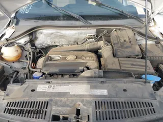 2012 Volkswagen Tiguan SE z VIN WVGAV7AX6CW535969, wystawiony jako IAAI lot #41464523 z przebiegiem 138 858 mil mil oraz . Historia ofert i sprzedaży dostępna na DreamBid. Obrazek 10.