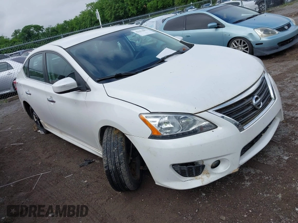 2014 Nissan Sentra SR z VIN 3N1AB7AP2EL640016, wystawiony jako IAAI lot #42253092 z przebiegiem 105 760 mil mil oraz . Historia ofert i sprzedaży dostępna na DreamBid. Obrazek 1.