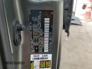 2011 Toyota Sienna XLE AAS z VIN 5TDYK3DC9BS046073, wystawiony jako Copart lot #57030305 z przebiegiem 246 956 mil mil oraz Szkoda całkowita • Salvage title. Historia ofert i sprzedaży dostępna na DreamBid. Obrazek 12.