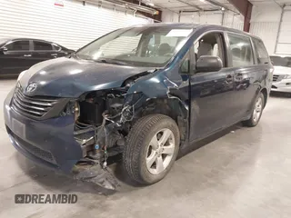 2011 Toyota Sienna with VIN 5TDZK3DC8BS125884, listed as a IAAI auction lot 41998890 with 249,193 mi miles. Bid and sale history available at carsss.com. Image 18.