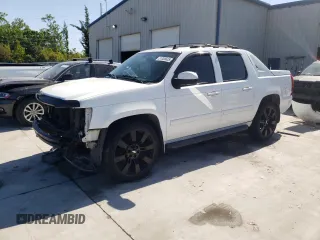 2007 Chevrolet Avalanche LTZ z VIN 3GNFK12317G210976, wystawiony jako Copart lot #51306835 z przebiegiem 283 913 mil mil oraz Szkody całkowita. Historia ofert i sprzedaży dostępna na DreamBid. Obrazek 1.