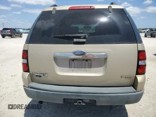 2007 Ford Explorer XLT z VIN 1FMEU63E57UA67552, wystawiony jako Copart lot #55170325 z przebiegiem 158 822 mil mil oraz Czysty tytuł • Clean title. Historia ofert i sprzedaży dostępna na DreamBid. Obrazek 6.