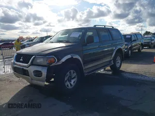 2001 Mitsubishi Montero Sport XLS with VIN JA4LS31HX1P005173, listed as a IAAI auction lot 40979545 with 147,168 mi miles. Bid and sale history available at carsss.com. Image 2.