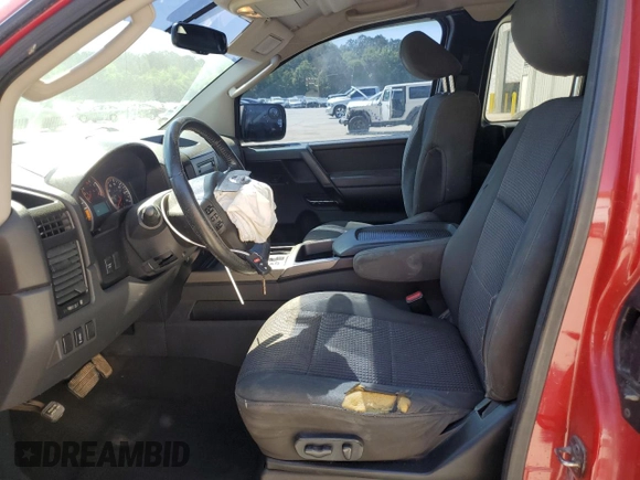 2011 Nissan Titan SV z VIN 1N6BA0CA0BN321520, wystawiony jako Copart lot #53067495 z przebiegiem 258 681 mil mil oraz Szkoda całkowita • Salvage title. Historia ofert i sprzedaży dostępna na DreamBid. Obrazek 7.