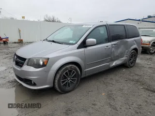 2014 Dodge Grand Caravan SXT z VIN 2C4RDGCG7ER239152, wystawiony jako Copart lot #47810245 z przebiegiem 63 885 mil mil oraz Szkody całkowita. Historia ofert i sprzedaży dostępna na DreamBid. Obrazek 1.