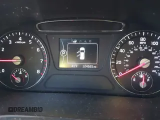 2017 Kia Sorento LX with VIN 5XYPG4A32HG271299, listed as a IAAI auction lot 41342809 with 124,665 mi miles. Bid and sale history available at carsss.com. Image 7.