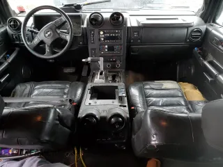 2005 Hummer H2 SUV with VIN 5GRGN23U95H116850, listed as a Copart auction lot 41478625 with 0 mi miles and Non Repairable. Bid and sale history available at carsss.com. Image 8.