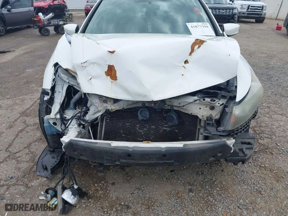 2012 Honda Accord Sdn SE with VIN 1HGCP2F61CA219646, listed as a IAAI auction lot 41877399 with 176,935 mi miles. Bid and sale history available at carsss.com. Image 6.