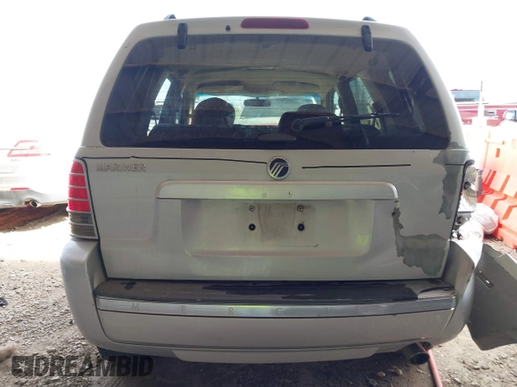 2006 Mercury Mariner Convenience with VIN 4M2YU56Z86KJ12563, listed as a IAAI auction lot 41817401 with 152,156 mi miles and . Bid and sale history available at DreamBid. Image 16.