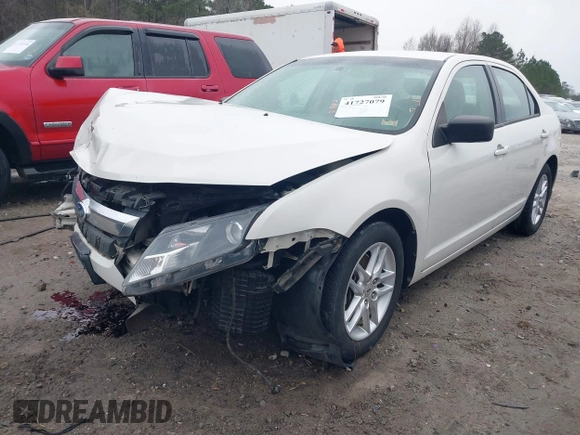 2011 Ford Fusion S with VIN 3FAHP0GAXBR337460, listed as a IAAI auction lot 41727079 with 247,696 mi miles. Bid and sale history available at carsss.com. Image 18.