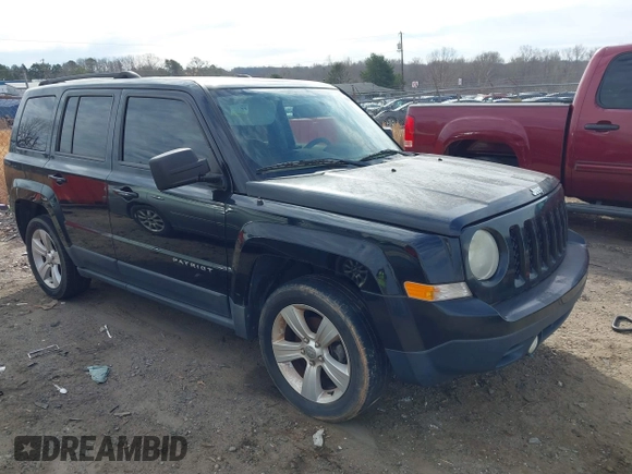 2013 Jeep Patriot Latitude with VIN 1C4NJPFA7DD213134, listed as a IAAI auction lot 41472480 with 176,068 mi miles. Bid and sale history available at carsss.com. Image 1.