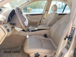 2003 Mercedes-Benz C 240 с VIN WDBRF61J13F307614, выставлен на аукционе Copart как лот 51141135 с пробегом 22 649 миль миль и Списание • Salvage title. История ставок и продаж доступна на DreamBid. Изображение 7.