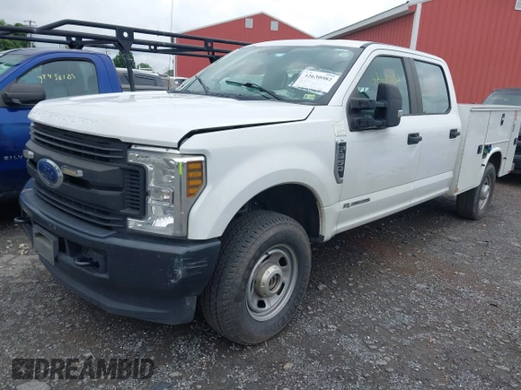 2019 Ford F-350 Platinum with VIN 1FT7W3BTXKEG58288, listed as a IAAI auction lot 42630082 with 161,637 mi miles and . Bid and sale history available at DreamBid. Image 2.