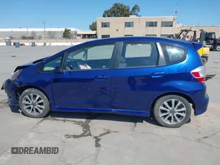 2013 Honda Fit Sport with VIN JHMGE8H52DC033096, listed as a IAAI auction lot 41767007 with 70,398 mi miles. Bid and sale history available at carsss.com. Image 15.