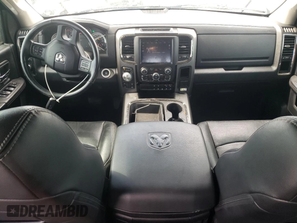 2018 Ram 1500 Sport z VIN 1C6RR7MT1JS136256, wystawiony jako Copart lot #70487394 z przebiegiem 132 307 mil mil oraz Czysty tytuł • Clean title. Historia ofert i sprzedaży dostępna na DreamBid. Obrazek 8.