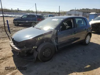 2013 Volkswagen Golf w/Conv z VIN WVWDB7AJXDW120886, wystawiony jako Copart lot #49483215 z przebiegiem 17 949 mil mil oraz Szkoda całkowita • Salvage title. Historia ofert i sprzedaży dostępna na DreamBid. Obrazek 1.