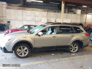 2014 Subaru Outback 2.5i Premium with VIN 4S4BRBCC6E3323986, listed as a IAAI auction lot 41622049 with 130,662 mi miles. Bid and sale history available at carsss.com. Image 14.