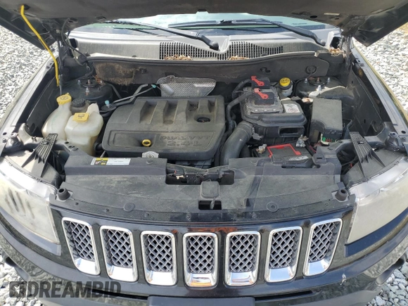 2014 Jeep Compass Latitude with VIN 1C4NJDEB6ED623613, listed as a Copart auction lot 52078795 with 186,156 mi miles and Clean Title. Bid and sale history available at carsss.com. Image 12.