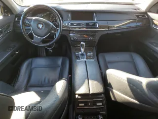 2015 BMW 7 Series 740Li with VIN WBAYE4C55FD947214, listed as a Copart auction lot 87261354 with 393,256 mi miles and Salvage Title. Bid and sale history available at DreamBid. Image 8.