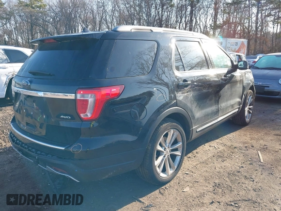 2018 Ford Explorer XLT with VIN 1FM5K8D86JGC56694, listed as a IAAI auction lot 41991384 with 113,241 mi miles and . Bid and sale history available at carsss.com. Image 4.