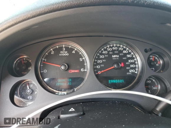 2007 Chevrolet Avalanche LT w/3LT with VIN 3GNEC12067G307296, listed as a Copart auction lot 73326194 with 209,816 mi miles and Salvage Title. Bid and sale history available at carsss.com. Image 9.