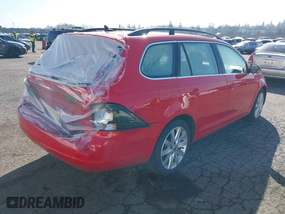 2012 Volkswagen Jetta TDI w/Sunroof & Nav with VIN 3VWPL7AJ8CM670576, listed as a IAAI auction lot 41736004 with 117,652 mi miles and . Bid and sale history available at DreamBid. Image 4.