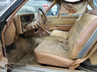 1980 Chevrolet El Camino z VIN 1W80HAK416341, wystawiony jako Copart lot #66942874 z przebiegiem 89 240 mil mil oraz Czysty tytuł • Clean title. Historia ofert i sprzedaży dostępna na DreamBid. Obrazek 7.