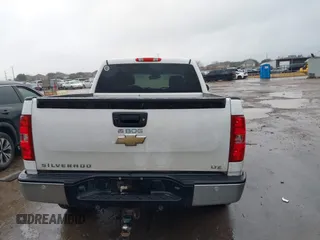 2009 Chevrolet Silverado 1500 with VIN 3GCEC33J29G211535, listed as a IAAI auction lot 41432158 with 171,800 mi miles and . Bid and sale history available at DreamBid. Image 16.
