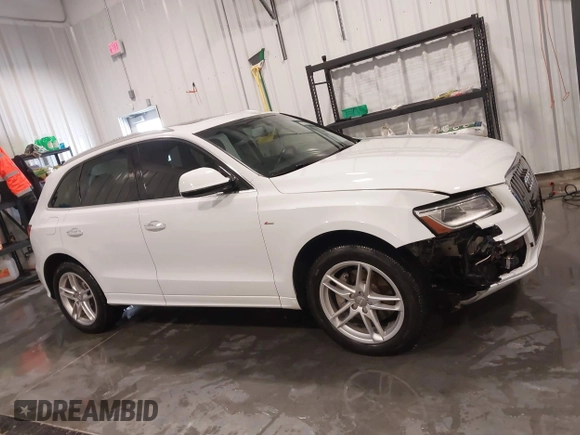 2016 Audi Q5 Prestige with VIN WA1W7AFP7GA001712, listed as a IAAI auction lot 41586298 with 98,725 mi miles. Bid and sale history available at carsss.com. Image 13.