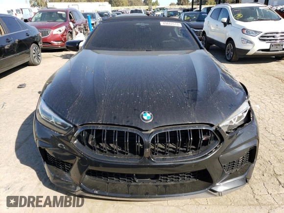 2022 BMW M8 Competition z VIN WBSDZ0C01NCJ91249, wystawiony jako Copart lot #49842513 z przebiegiem 6 187 mil mil oraz . Historia ofert i sprzedaży dostępna na DreamBid. Obrazek 5.