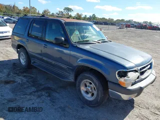 2000 Ford Explorer XLT z VIN 1FMZU63E4YZB16522, wystawiony jako IAAI lot #41104271 z przebiegiem 259 369 mil mil oraz . Historia ofert i sprzedaży dostępna na DreamBid. Obrazek 1.