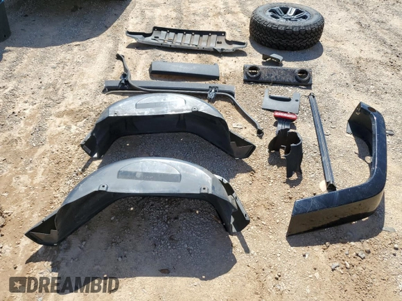 2018 Jeep Wrangler Unlimited Sahara with VIN 1C4HJWEG1JL926982, listed as a Copart auction lot 60640485 with 138,099 mi miles and Salvage title. Bid and sale history available at DreamBid. Image 12.