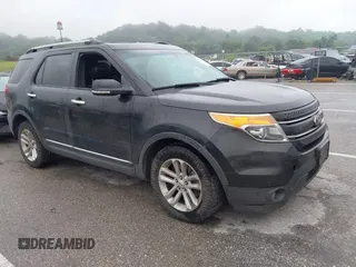 2014 Ford Explorer XLT with VIN 1FM5K7D83EGA27518, listed as a IAAI auction lot 42429172 with 176,067 mi miles and . Bid and sale history available at DreamBid. Image 1.