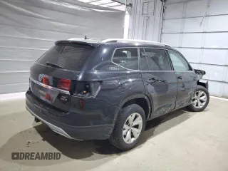 2018 Volkswagen Atlas SE z VIN 1V2LR2CA0JC507272, wystawiony jako Copart lot #53871775 z przebiegiem 108 197 mil mil oraz Szkoda całkowita • Salvage title. Historia ofert i sprzedaży dostępna na DreamBid. Obrazek 3.