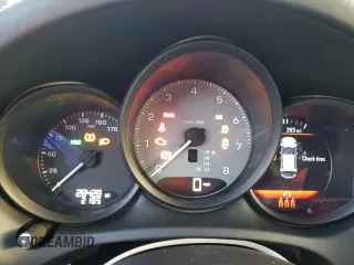 2022 Porsche Macan S z VIN WP1AG2A51NLB22246, wystawiony jako Copart lot #81981454 z przebiegiem 28 428 mil mil oraz Szkoda całkowita • Salvage title. Historia ofert i sprzedaży dostępna na DreamBid. Obrazek 9.