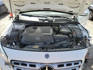 2018 Mercedes-Benz GLA 250 z VIN WDCTG4EB4JJ497585, wystawiony jako Copart lot #57589635 z przebiegiem 82 844 mil mil oraz Szkoda całkowita • Salvage title. Historia ofert i sprzedaży dostępna na DreamBid. Obrazek 12.