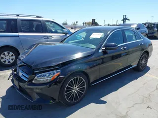 2021 Mercedes-Benz C 300 z VIN W1KWF8DB6MR614108, wystawiony jako IAAI lot #42227025 z przebiegiem 44 481 mil mil oraz . Historia ofert i sprzedaży dostępna na DreamBid. Obrazek 18.