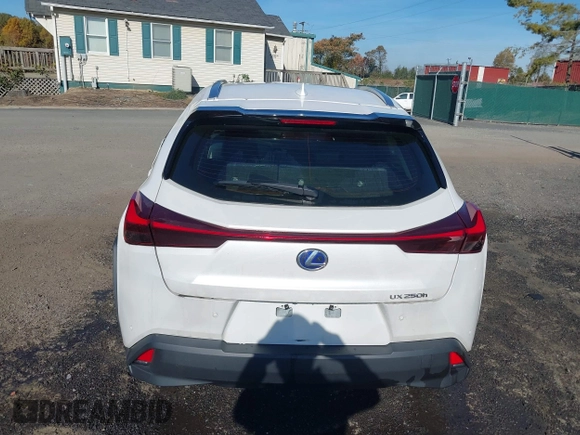 2021 Lexus UX with VIN JTHP9JBH5M2053797, listed as a IAAI auction lot 40718103 with 57,366 mi miles. Bid and sale history available at carsss.com. Image 17.