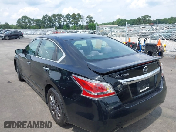 2015 Nissan Altima S z VIN 1N4AL3AP2FN405447, wystawiony jako IAAI lot #42298183 z przebiegiem 162 029 mil mil oraz . Historia ofert i sprzedaży dostępna na DreamBid. Obrazek 3.